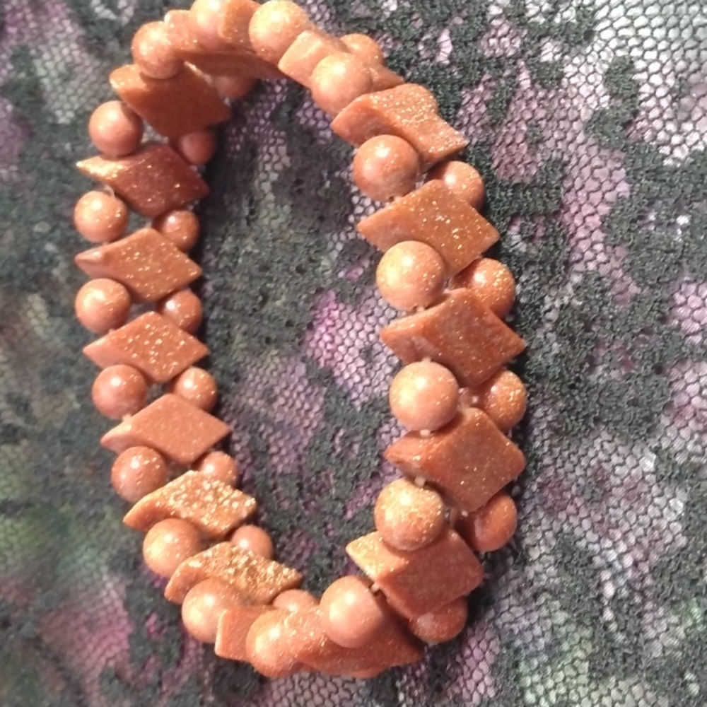 Stretchy bracelet
